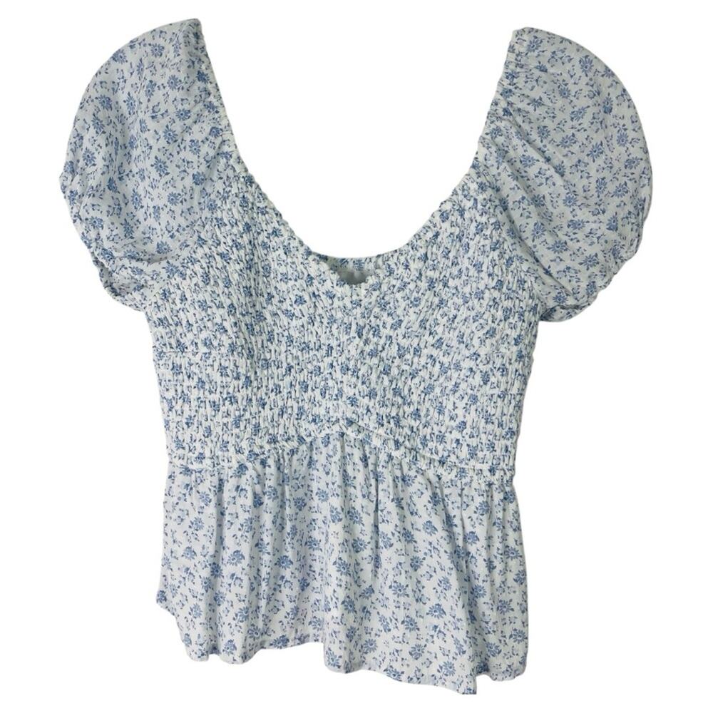 Hollister blue white floral cottagecore cropped stretchy top small